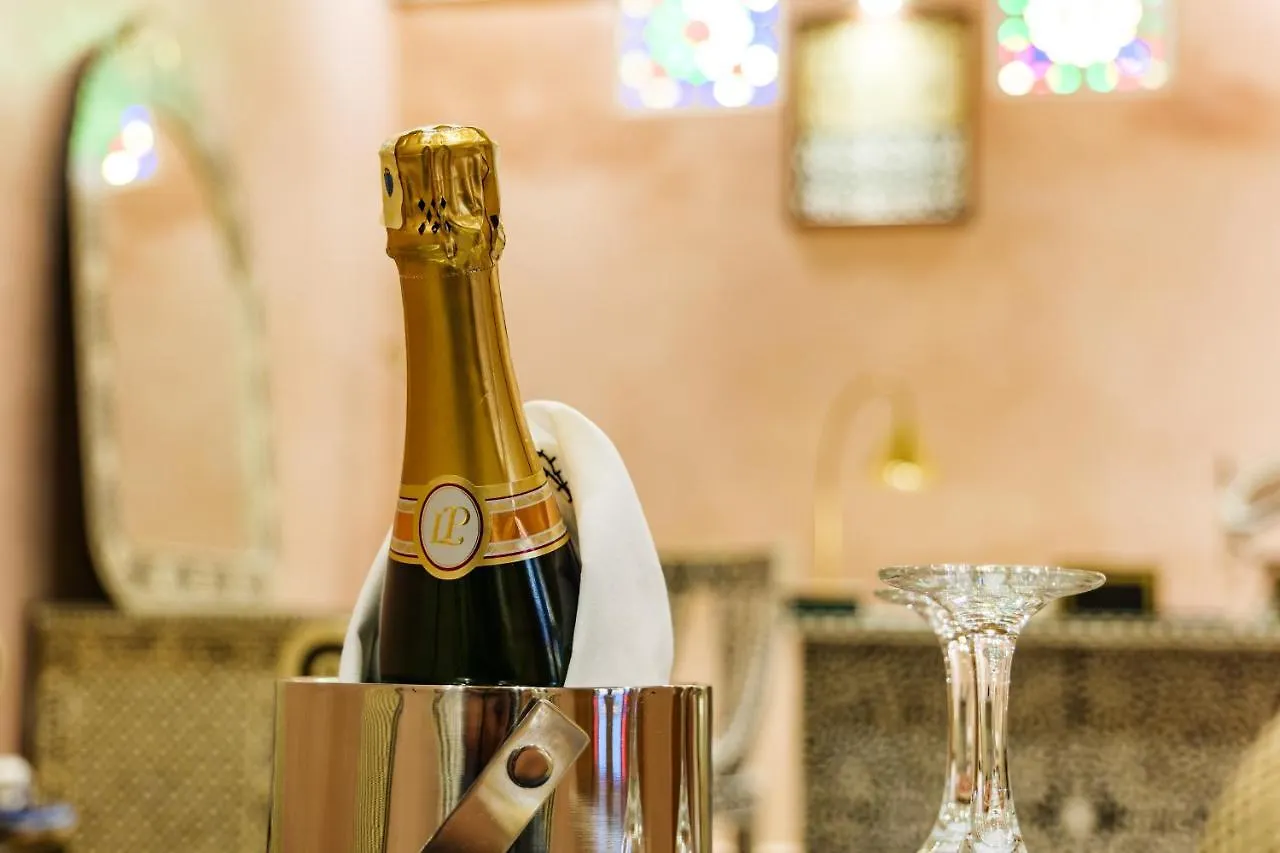 Riad Rcif Alif Suite & Spa Fes 5*,